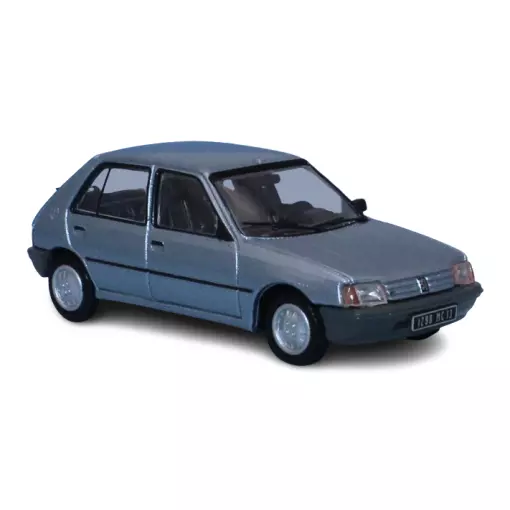 Voiture Peugeot 205 GE - REE MODELS CB152 - HO 1/87 - Bleue "TOPAZE".