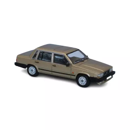 Volvo 740 berline - beige métallisé - 1984 - PCX 870660 - HO 1/87