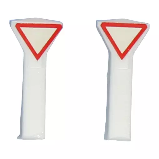 Set of 2 white and red priority beacons dating from after 1964