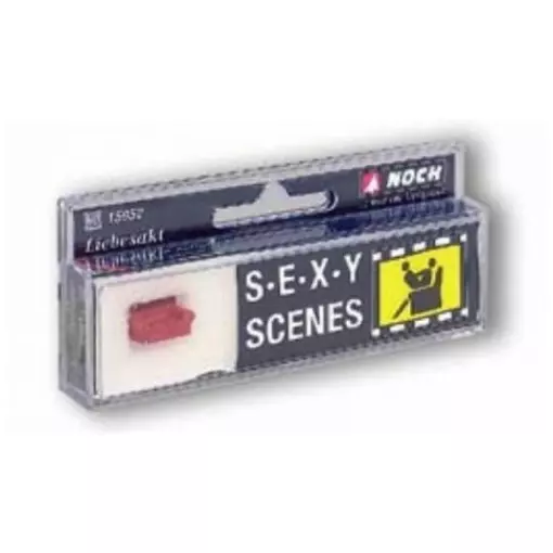 Escena sexy con sofá